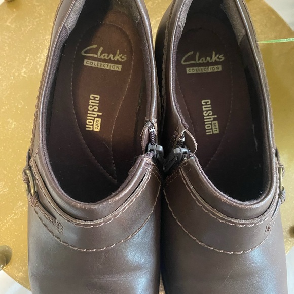 Clarks Brown Leather Women's boots Size 8 - Picture 2 of 5